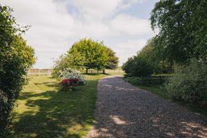 Photo 40- click for photo gallery